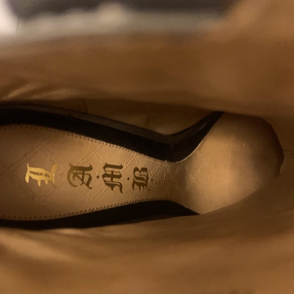 LAMB high heel bootie in khaki and black - Picture 6 of 6